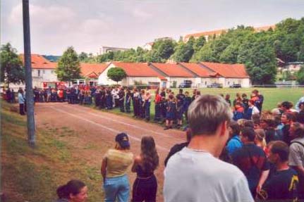 Antreten zur Siegerehrung Bild Löschangriff