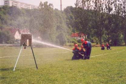Beim Zielspritzen 2 Bild Löschangriff