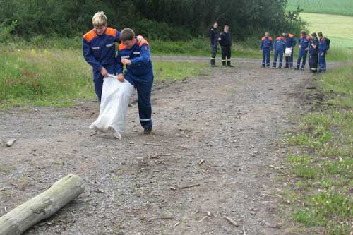 Gelndespiel Zeltlager 2007 - Sacklaufen